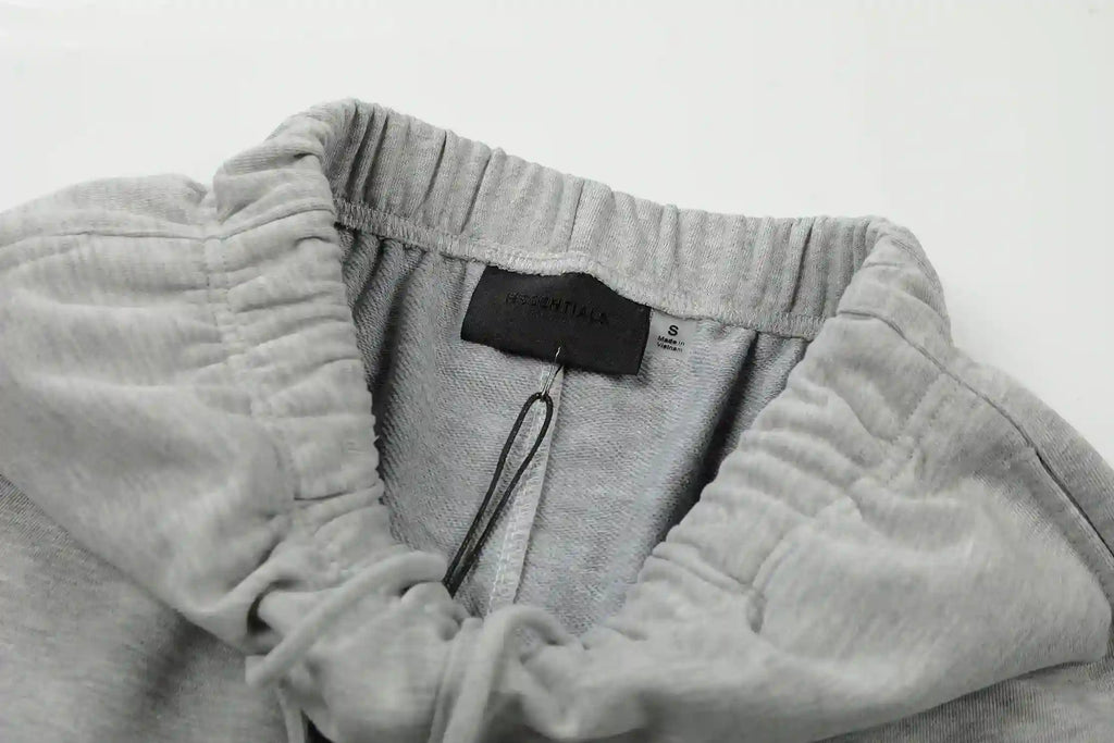 Fear of God Essentials Shorts – Light Grey Fleece
