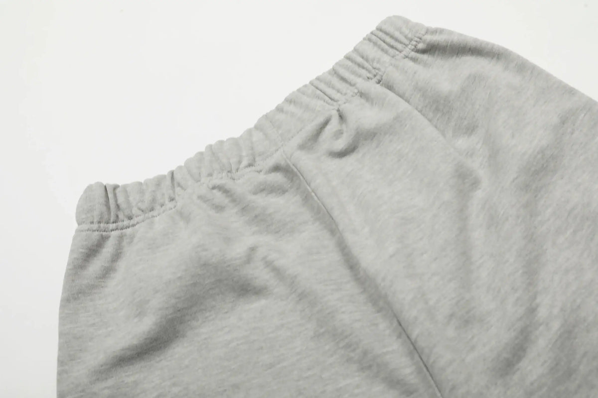 Fear of God Essentials Shorts – Light Grey Fleece