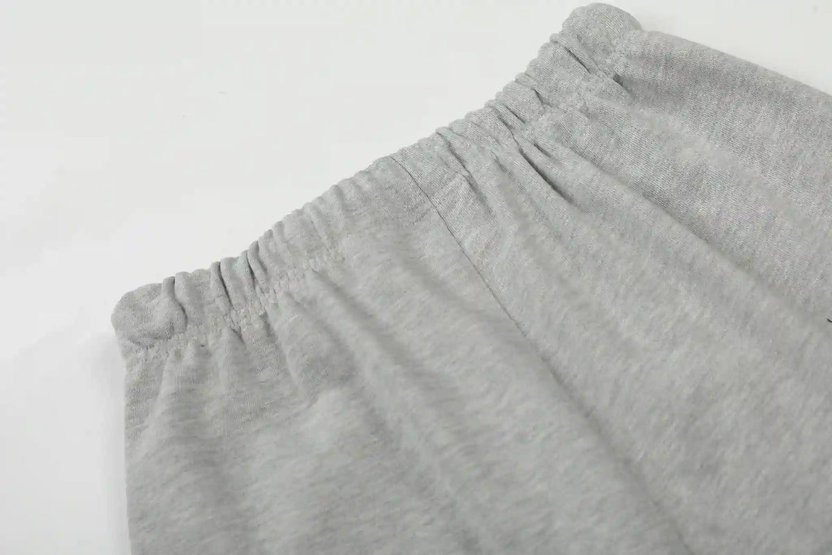 Fear of God Essentials Shorts – Light Grey Fleece
