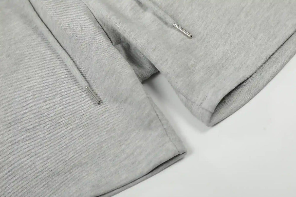 Fear of God Essentials Shorts – Light Grey Fleece